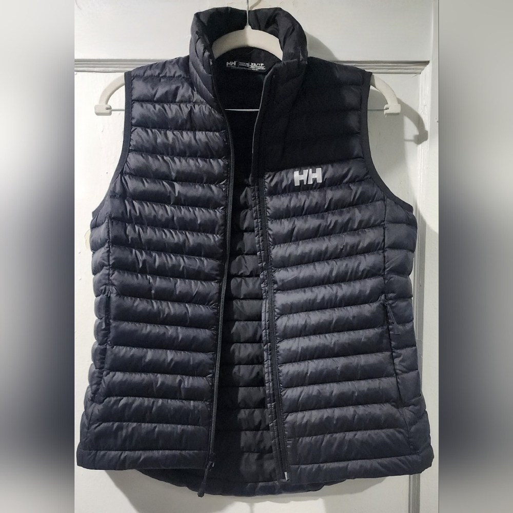 🪻NWOT Helly Hansen Black Puffer Vest🪻